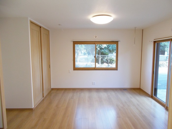 2階から1階へー住まい方を変える為1階を全面リフォーム